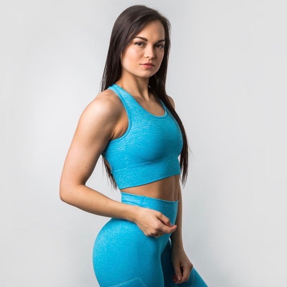 Alphalete Tops - Alphalete Vault Bra In Cayman Blue